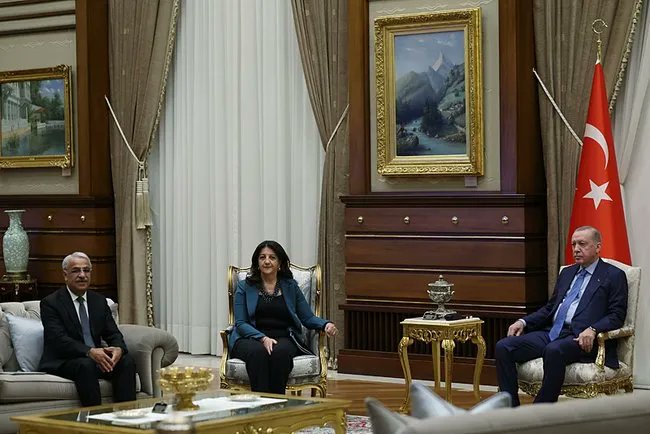 Erdoğan DEM Parti İmralı Heyeti ile görüştü